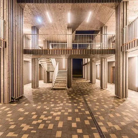 Mikelis Hotel